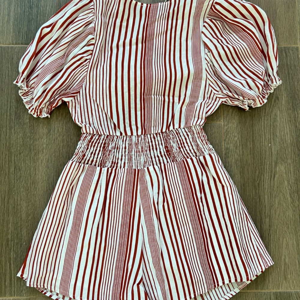 Romper - Picture 3 of 4